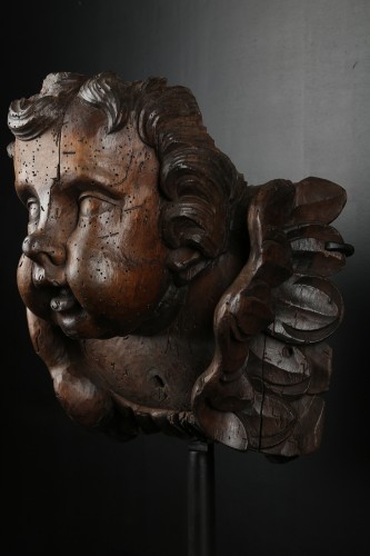 17th century - Pair of carved wooden angel heads Flanders 17th century