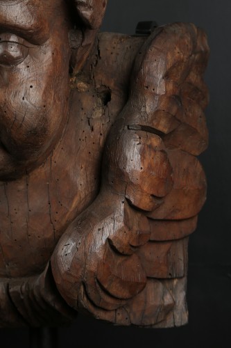  - Paire de têtes d'anges en bois sculpté Flandres 17e siècle