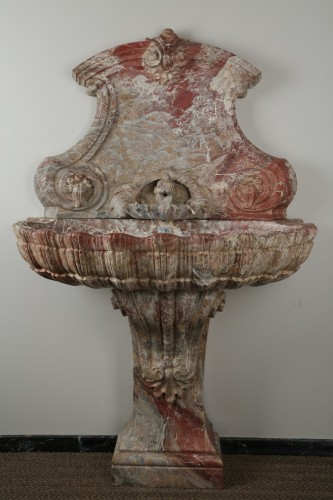 Wall fountains, nineteenth century Sarrancolin marble - Architectural & Garden Style 