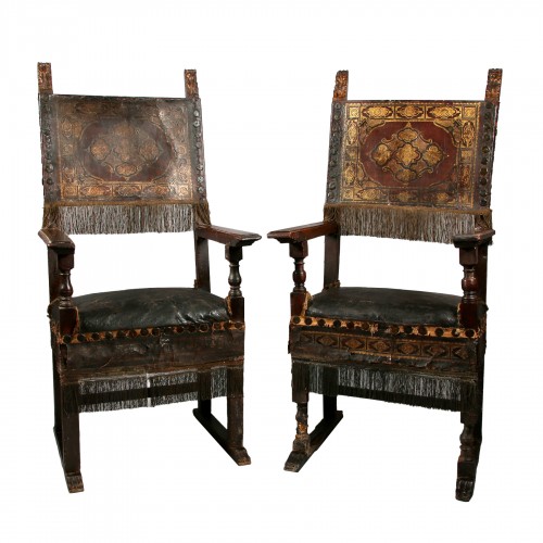 Paire de chaises à bras Italie XVIIe siècle