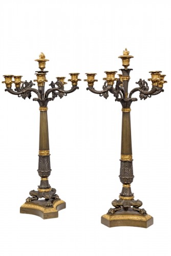 Paire de candélabres d'époque Restauration signés Savart