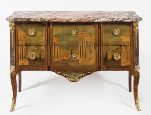 18th century - A two-row drawers Transition Commode 