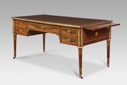 Bureau plat Louis XVI en acajou - Mobilier Style Louis XVI