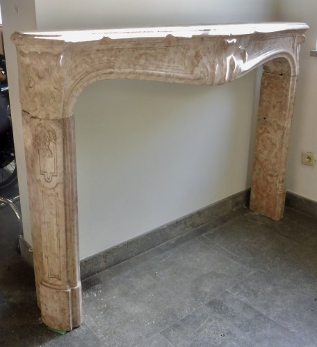 Architectural & Garden  - Louis XV pink marble mantelpiece