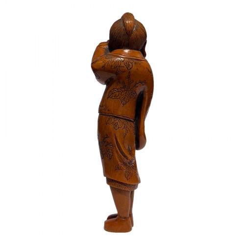  A boxwood netsuke by Suzuki Masakatsu (1839-1899) - 