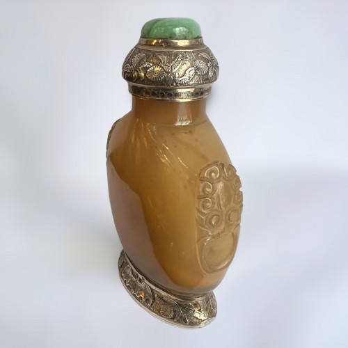 19th c, agate  Snuff bottle with a silver mount from Maison  Maquet  - Asian Works of Art Style 