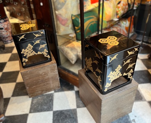 Antiquités - Pair of Large Lacquer Boxes, Japan circa 1900-1920