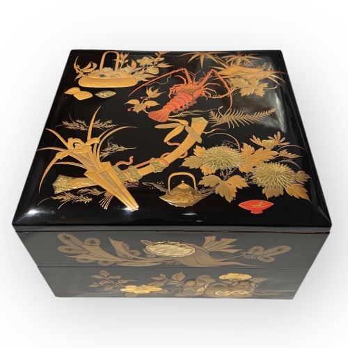 Boîte jubako à cinq compartiments, Japon, vers 1920 - 1940. - Arts d