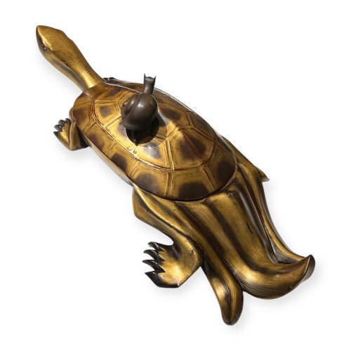Japanese Lacquer Candy Box in the Shape of a Turtle, 19th Century - 