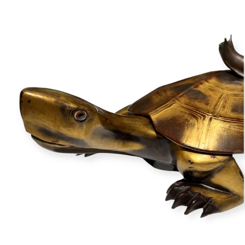 19th century - Japanese Lacquer Candy Box in the Shape of a Turtle, 19th Century
