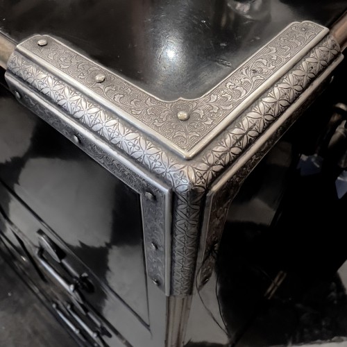 Asian Works of Art  - Japanese lacquer tansu with silver fittings, Shimazu Ka Mon 19th century 