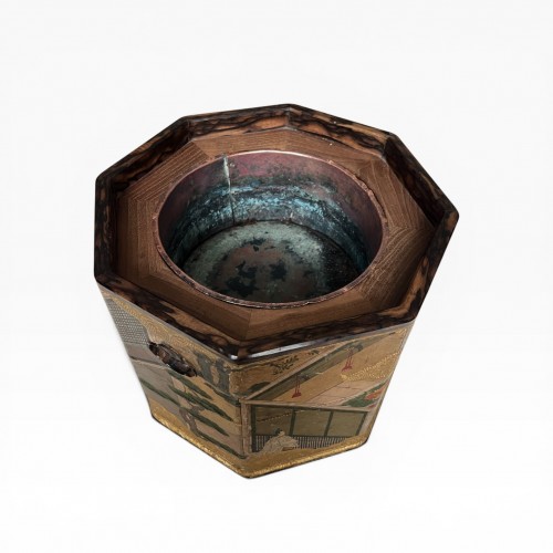 Octagonal hibachi with Genji monogatari decoration Kyoto, 18th century - 