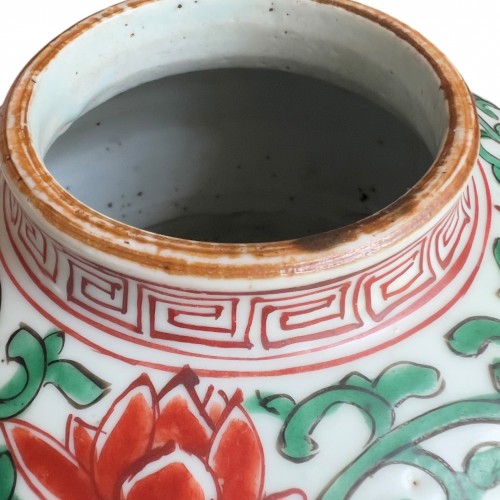 XVIIe siècle - Vase en porcelaine d’époque Shunzhi (1644 - 1661)
