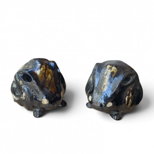 Ennosai Soshitsu — Pair of Black Raku Rabbit Hand Warmers, Meiji Period