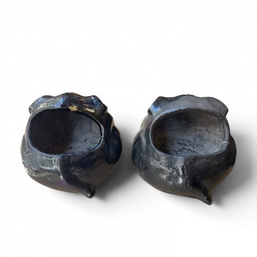 Ennosai Soshitsu (1872–1924), Pair of Black Raku Rabbit Hand Warmers, Meiji Period - 