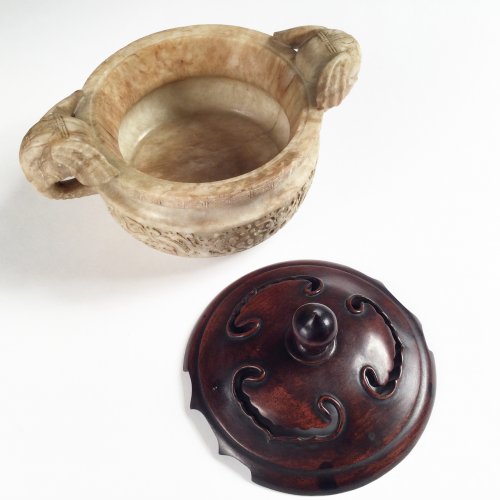 XVIIe siècle - Brûle-parfum archaïsant en stéatite, Dynastie Ming, Chine début du 17e siècle