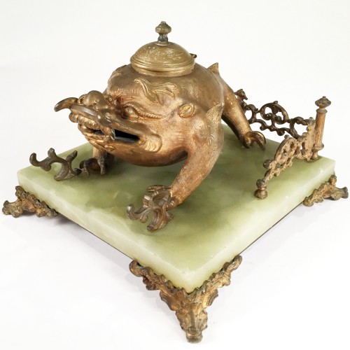 Art Nouveau Bronze Japonism  Inkwell by Santamaria, late 19th c. - Decorative Objects Style 