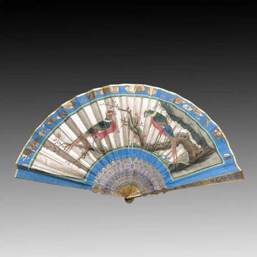 China, Filigree folding fan with  a lion, Canton, late 18th century - Asian Works of Art Style 
