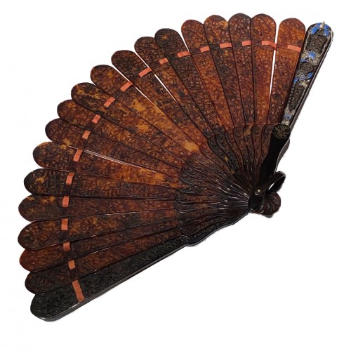 China,  Cantonese toirtoiseshell and filigree enamel fan, early 19th century