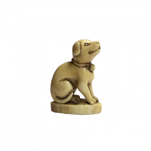 Japan, netsuke representing a dog, Edo period, late 18th, early 19th C.