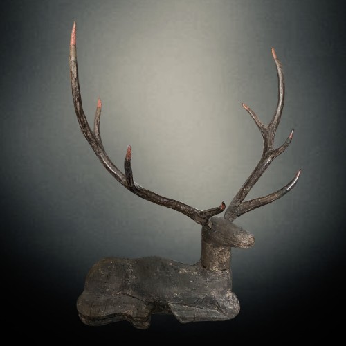 Asian Works of Art  - Resting deer, China Chu Kingdom, Warring States, 4th-3rd century BC.