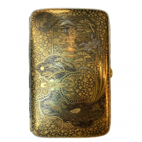 20th century - Japan, An impressive Komai cigars  case, Meiji period.