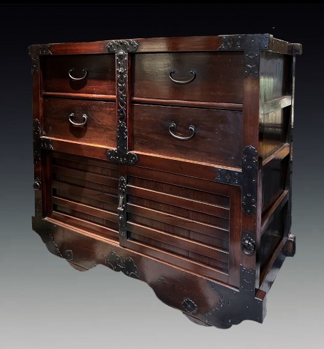 Japan,  Kuruma Tansu (wheeled chest), Edo period - Asian Works of Art Style 