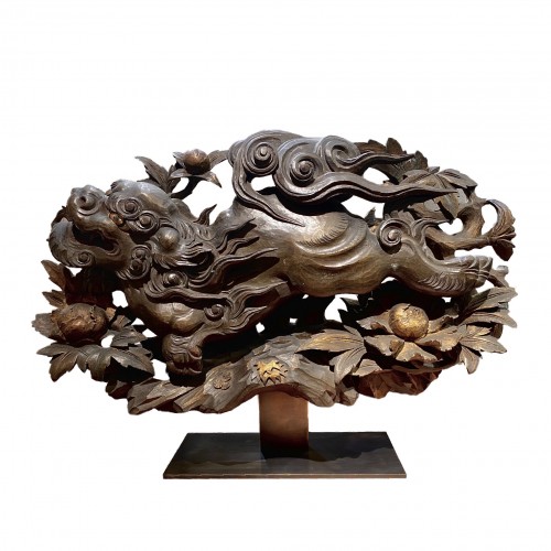 Japon, Grande sculpture sur bois d'un Shishi, XIXe siècle