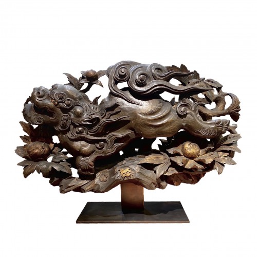 Japon, Grande sculpture sur bois d'un Shishi, XIXe siècle - Cristina Ortega & Michel Dermigny