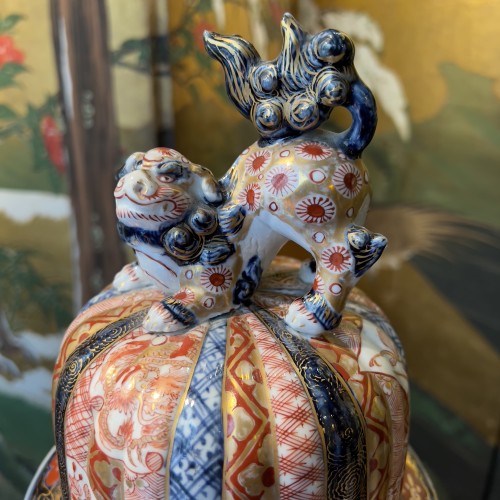 Japan , large Imari porcelain covered vase, Arita 19th c - 