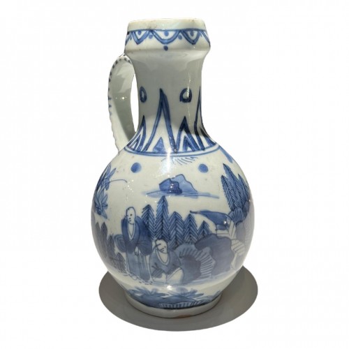 XVIIe siècle - Pichet en porcelaine bleu blanc, Japon Arita vers 1660-1680.