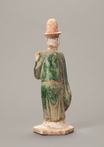Figurine funéraire chinoise en terre cuite représentant un accompagnateur de tombe - Arts d