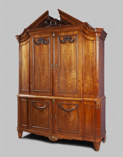 Ccabinet hollandais Louis XVI en acajou - Mobilier Style Louis XVI