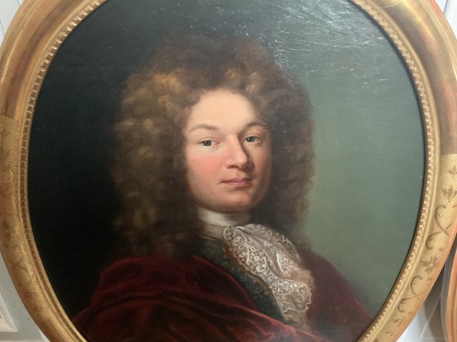 Deux portraits formant paire d’un couple aristocratique, école française du XVIIIe siècle - Danièle Fontaine Antiquaire