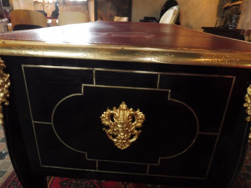 French Regence Bureau plat in ebony veneer inlaid with brass - 