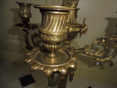 Paire de grands candélabres en bronze doré. Époque XIXe - Luminaires Style Napoléon III