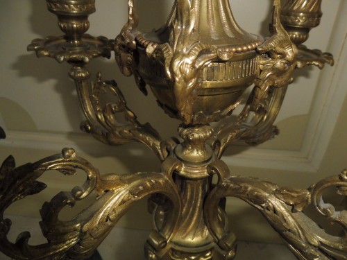 Paire de grands candélabres en bronze doré. Époque XIXe - Danièle Fontaine Antiquaire