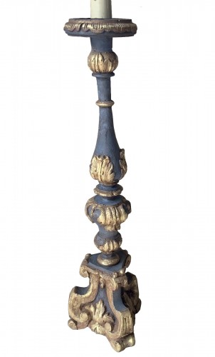 Pique cierge Louis XIV en bois sculpté