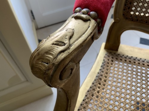 Louis XV desk armchair in gilded wood stamped BARA - Louis XV