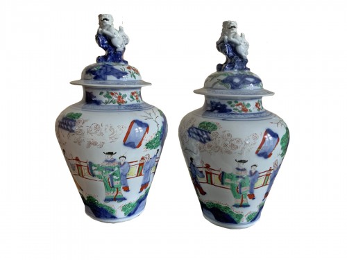 Pair of Chinese porcelain and wucai enamel potiches, 18th century