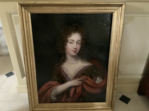 Portrait of Louise de Lavallière, entourage of Pierre Mignard 1612- 1695 - Louis XIV