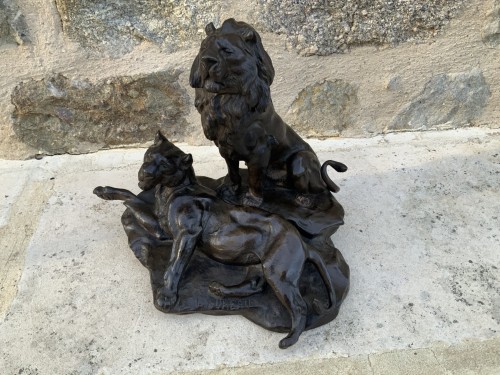 Sculpture Sculpture en Bronze - Léon Bureau (1866-1906) - Lion et Lionne sur un rocher