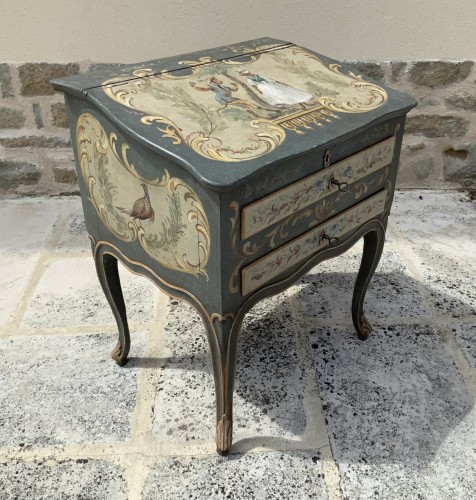 Bureau de pente d’enfant, estampillé LEROY Félix maître en 1749 - Mobilier Style Louis XV