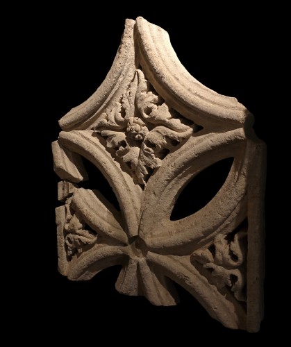 Element d’architecture gothique à decor ajouré - France XVe siècle - Matériaux & Architecture Style Moyen Âge
