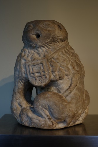 XVIIe siècle - Lion en marbre - Périgord XVIIe siècle