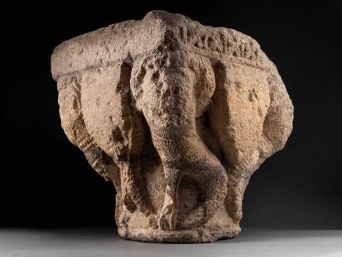 11th to 15th century - Romanesque capital with sirens - France, 13th century