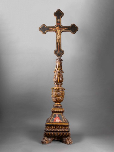 Art sacré, objets religieux  - Base de candélabre Renaissance et Crucifixion peinte - Ombrie XVIe siècle