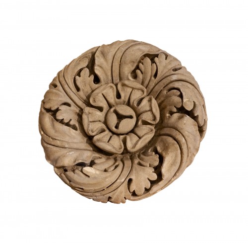 Large carved stone rosette - 18th century