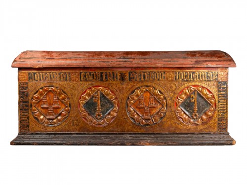 Rare pastiglia marriage chest - North of Italy, 15th century