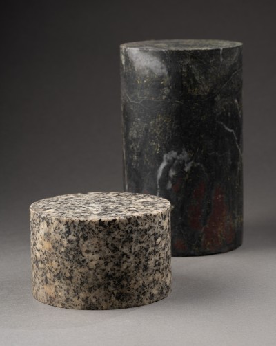 Two bases in rare Breccia Africano and Granito Nero - Curiosities Style 